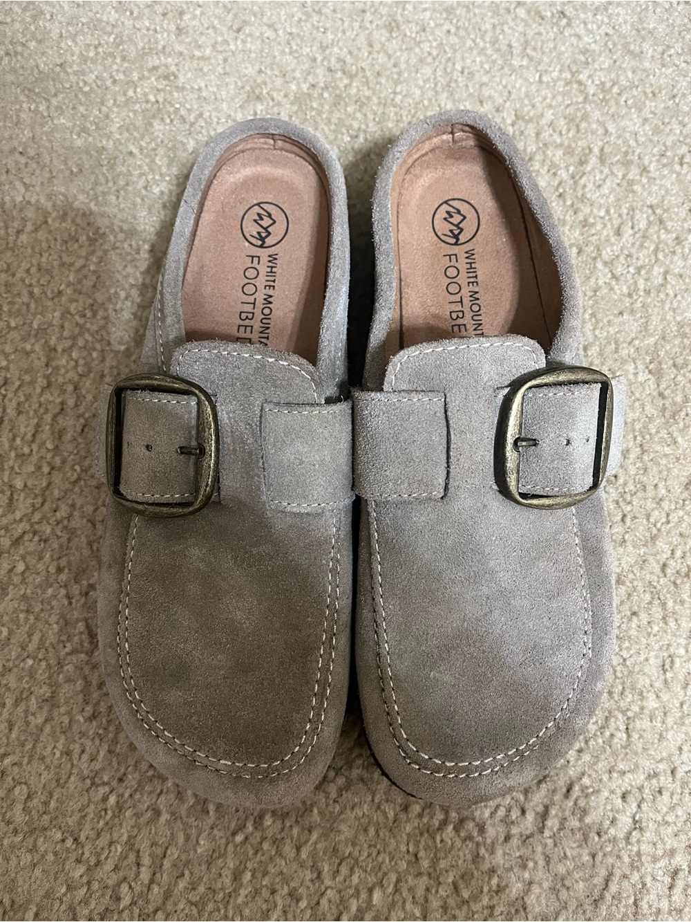 White Mountain Women’s Taupe Suede Buckle Moccasins
